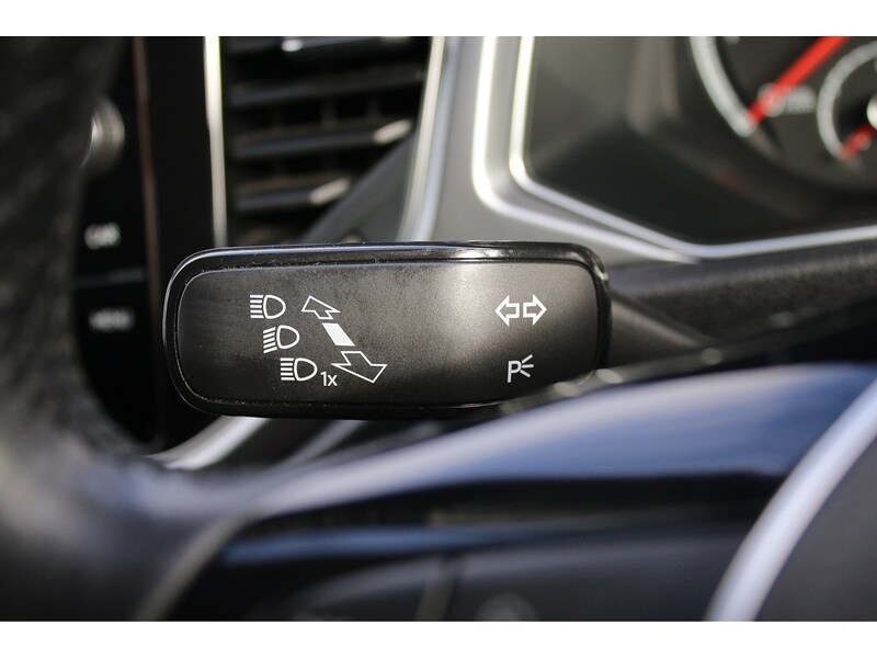 Used Volkswagen T-Roc for sale - 77515225: Photo 32