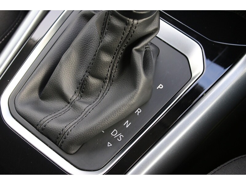 Used Volkswagen T-Roc for sale - 77515225: Photo 41