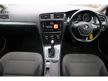 Used Volkswagen Golf 2017 for sale - 78869281: Photo