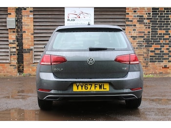 Used Volkswagen Golf 2017 for sale - 78869281: Photo