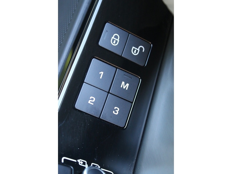 Used Land Rover Range Rover Velar 2018 for sale - 77798517: Photo 42