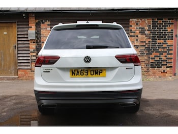 Used Volkswagen Tiguan Allspace 2019 for sale - 78944115: Photo