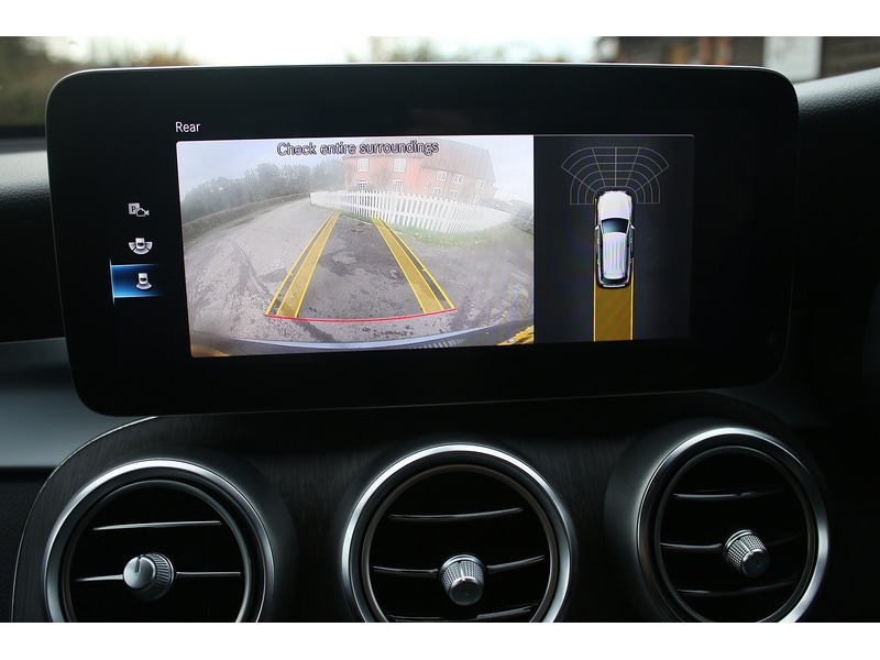 Used Mercedes-Benz GLC 2019 for sale - 76884458: Photo 42