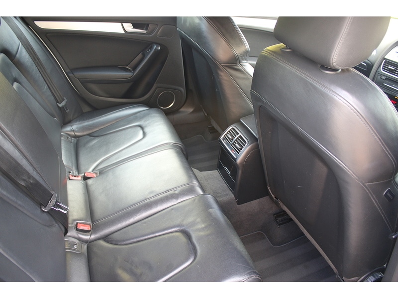 Used Audi A4 2010 for sale - 76831659: Photo 26