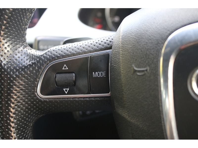 Used Audi A4 2010 for sale - 76831659: Photo 31