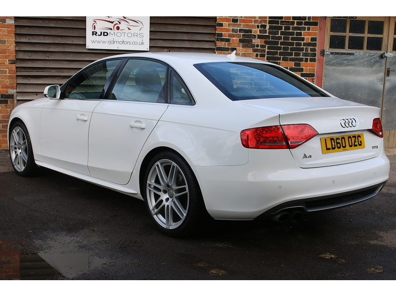 Used Audi A4 2010 for sale - 76831659: Photo 5
