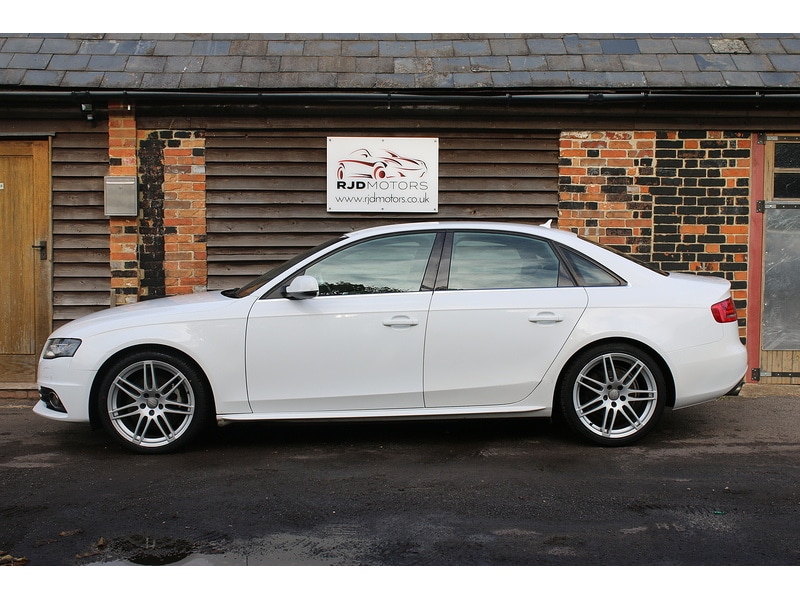 Used Audi A4 2010 for sale - 76831659: Photo 6