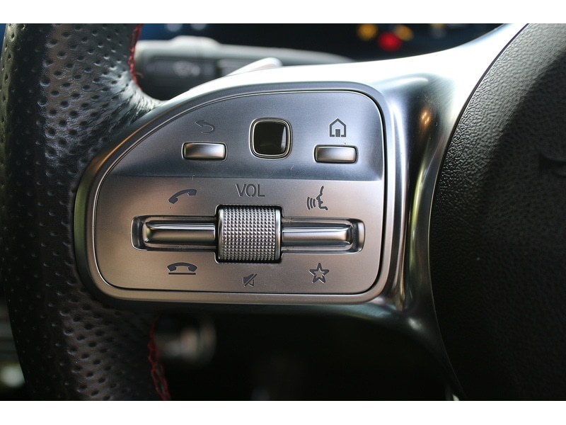 Used Mercedes-Benz A-Class 2019 for sale - 76844675: Photo 32