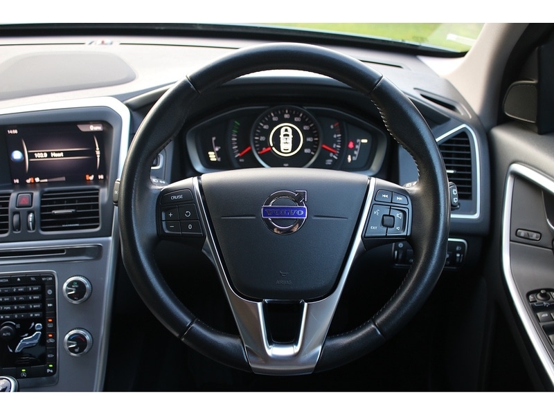 Used Volvo XC60 2017 for sale - 77011634: Photo 29