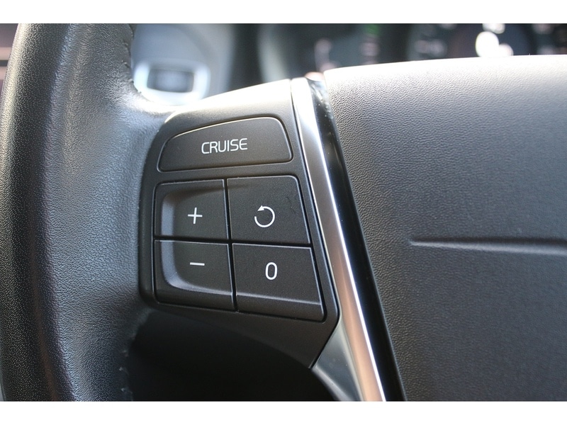 Used Volvo XC60 2017 for sale - 77011634: Photo 31