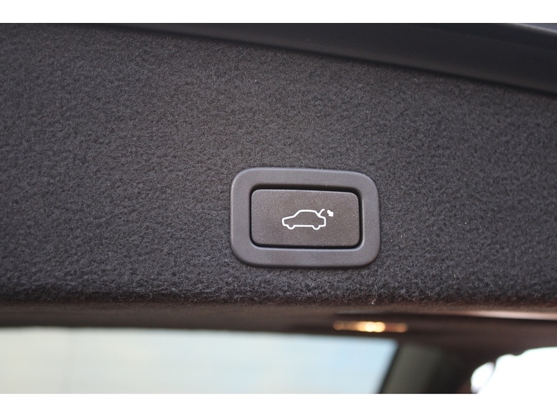 Used Volvo XC60 2017 for sale - 77011634: Photo 42