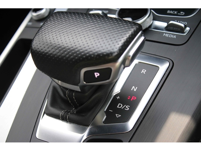 Used Audi Q5 2018 for sale - 76831605: Photo 43