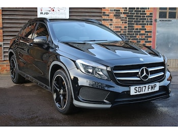 Used Mercedes-Benz GLA 2017 for sale - 77801707: Photo