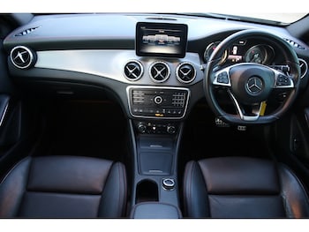 Used Mercedes-Benz GLA 2017 for sale - 77801707: Photo