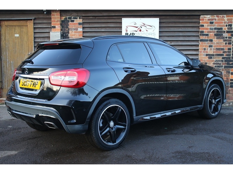 Used Mercedes-Benz GLA 2017 for sale - 77801707: Photo 3