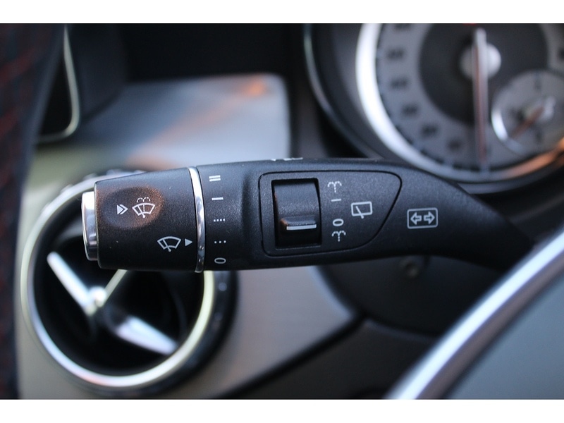 Used Mercedes-Benz GLA 2017 for sale - 77801707: Photo 32