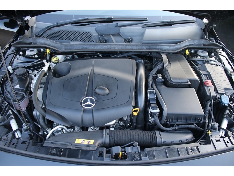 Used Mercedes-Benz GLA 2017 for sale - 77801707: Photo 43