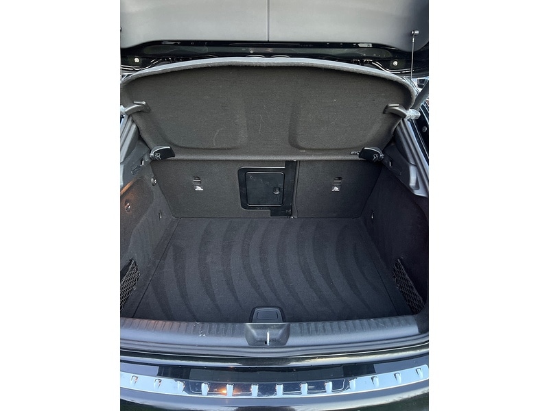 Used Mercedes-Benz GLA 2017 for sale - 77801707: Photo 49