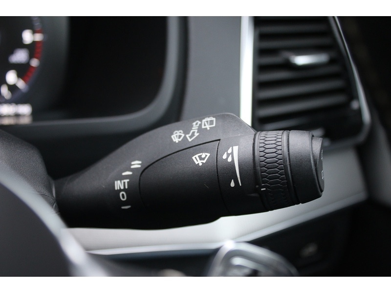 Used Volvo XC90 2018 for sale - 77636840: Photo 35