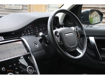 Used Land Rover Discovery Sport 2019 for sale - 79435589: Photo
