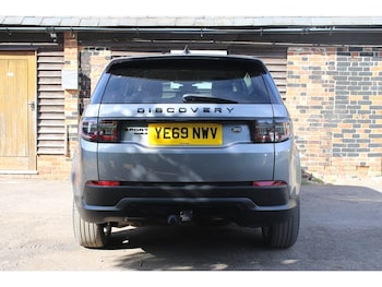 Used Land Rover Discovery Sport 2019 for sale - 79435589: Photo