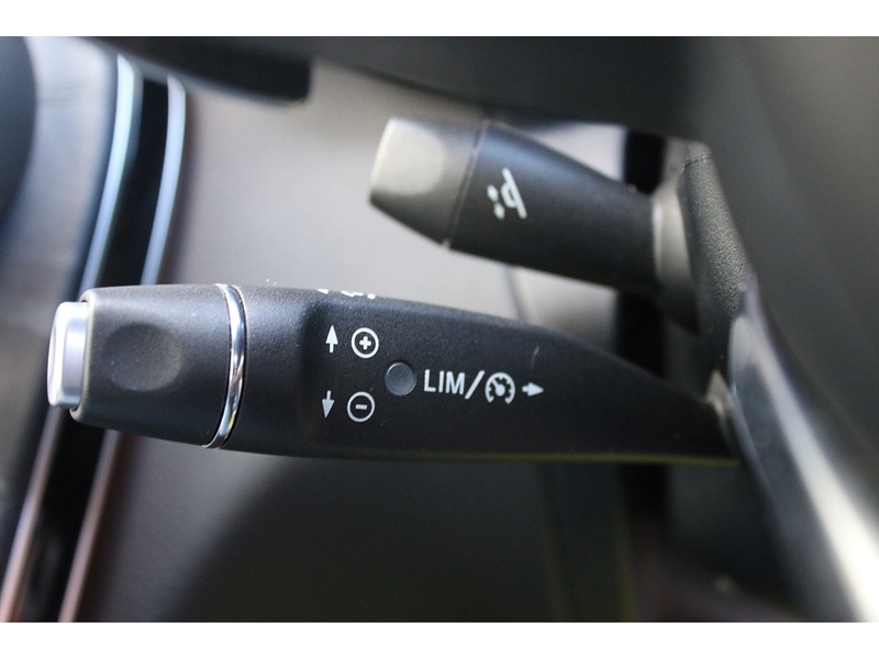 Used Mercedes-Benz C Class 2018 for sale - 77310332: Photo 33