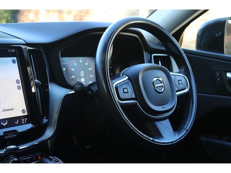 Used Volvo XC60 2017 for sale - 77159048: Photo 22