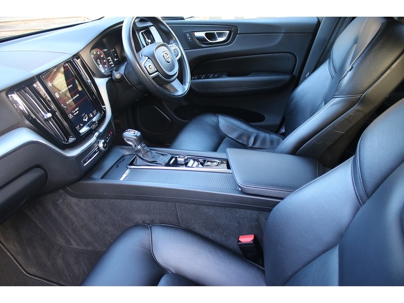 Used Volvo XC60 2017 for sale - 77159048: Photo 25