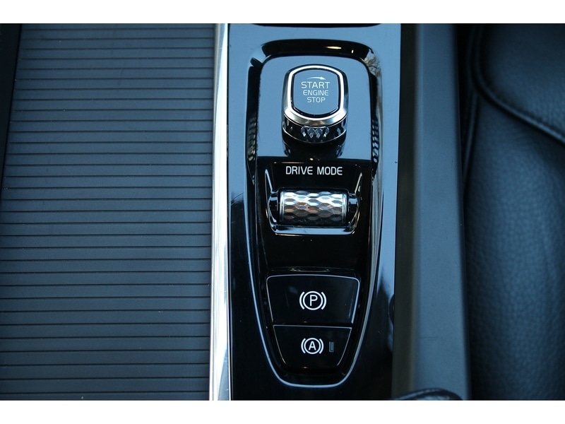 Used Volvo XC60 2017 for sale - 77159048: Photo 39