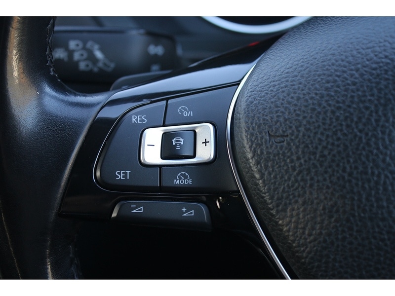 Used Volkswagen Tiguan Allspace 2018 for sale - 77399894: Photo 32