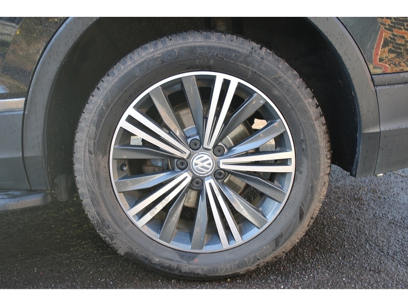 Used Volkswagen Tiguan Allspace 2018 for sale - 77399894: Photo 51