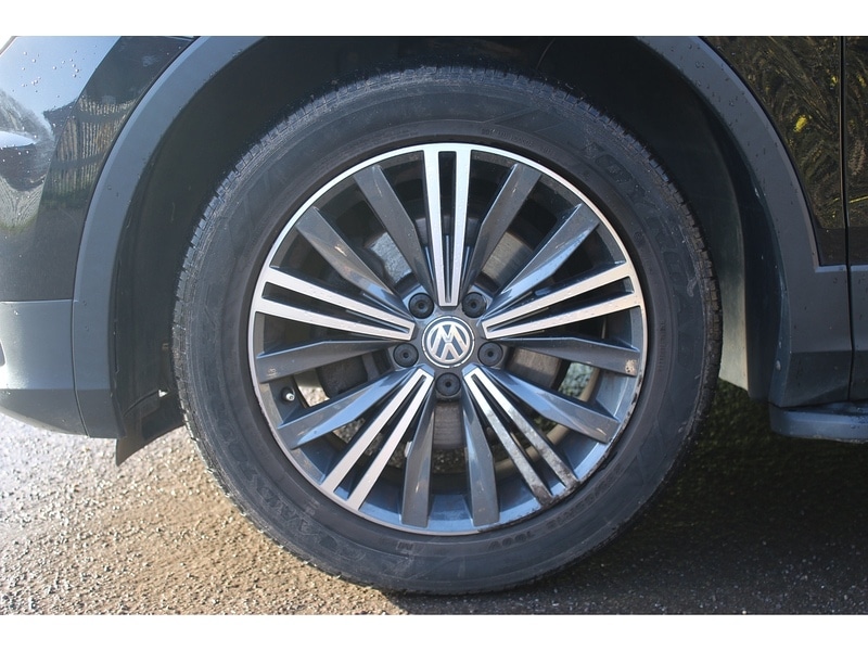 Used Volkswagen Tiguan Allspace 2018 for sale - 77399894: Photo 52