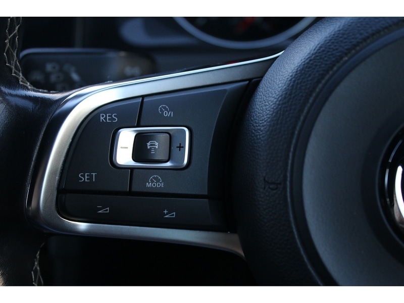 Used Volkswagen Golf 2015 for sale - 76844678: Photo 31