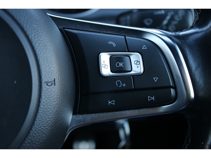 Used Volkswagen Golf 2015 for sale - 76844678: Photo 33