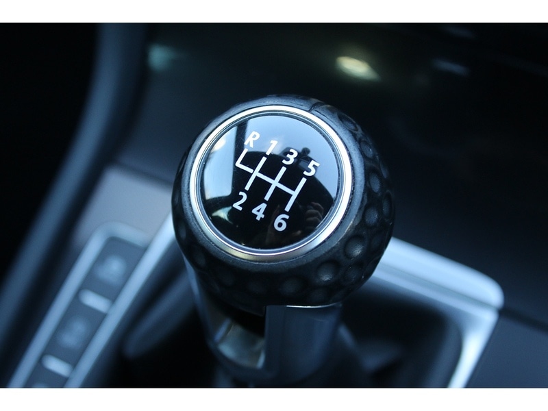 Used Volkswagen Golf 2015 for sale - 76844678: Photo 38