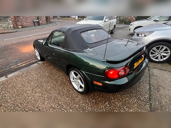 Used Mazda MX-5 2001 for sale - 77810299: Photo