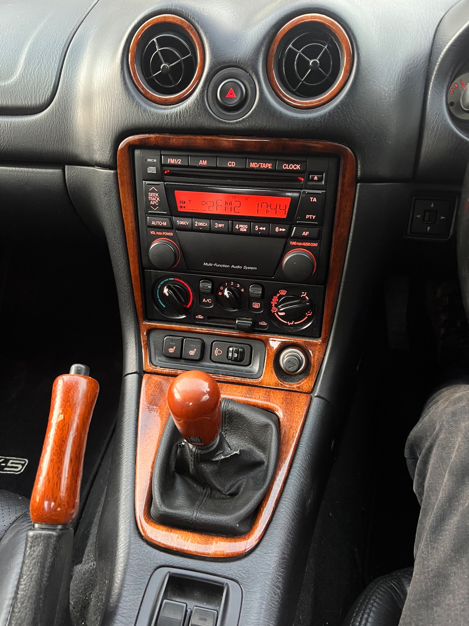 Used Mazda MX-5 2001 for sale - 77810299: Photo 9