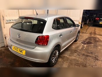 Used Volkswagen Polo 2010 for sale - 77826611: Photo