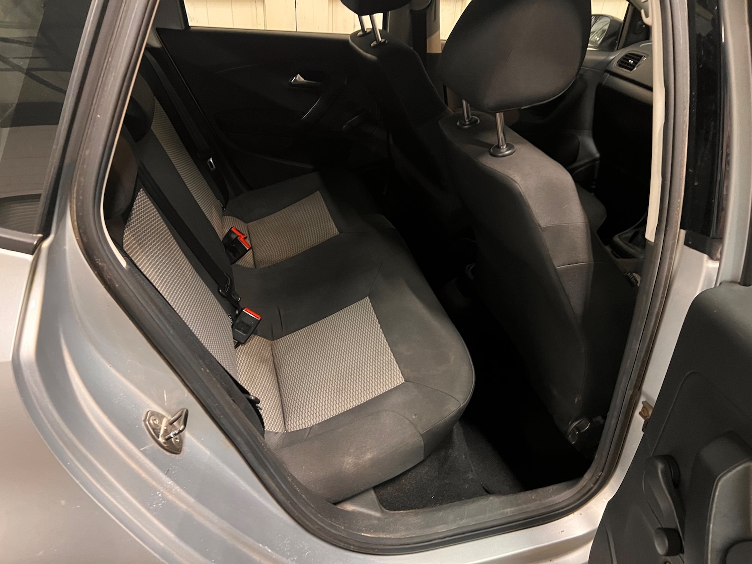 Used Volkswagen Polo 2010 for sale - 77826611: Photo 4