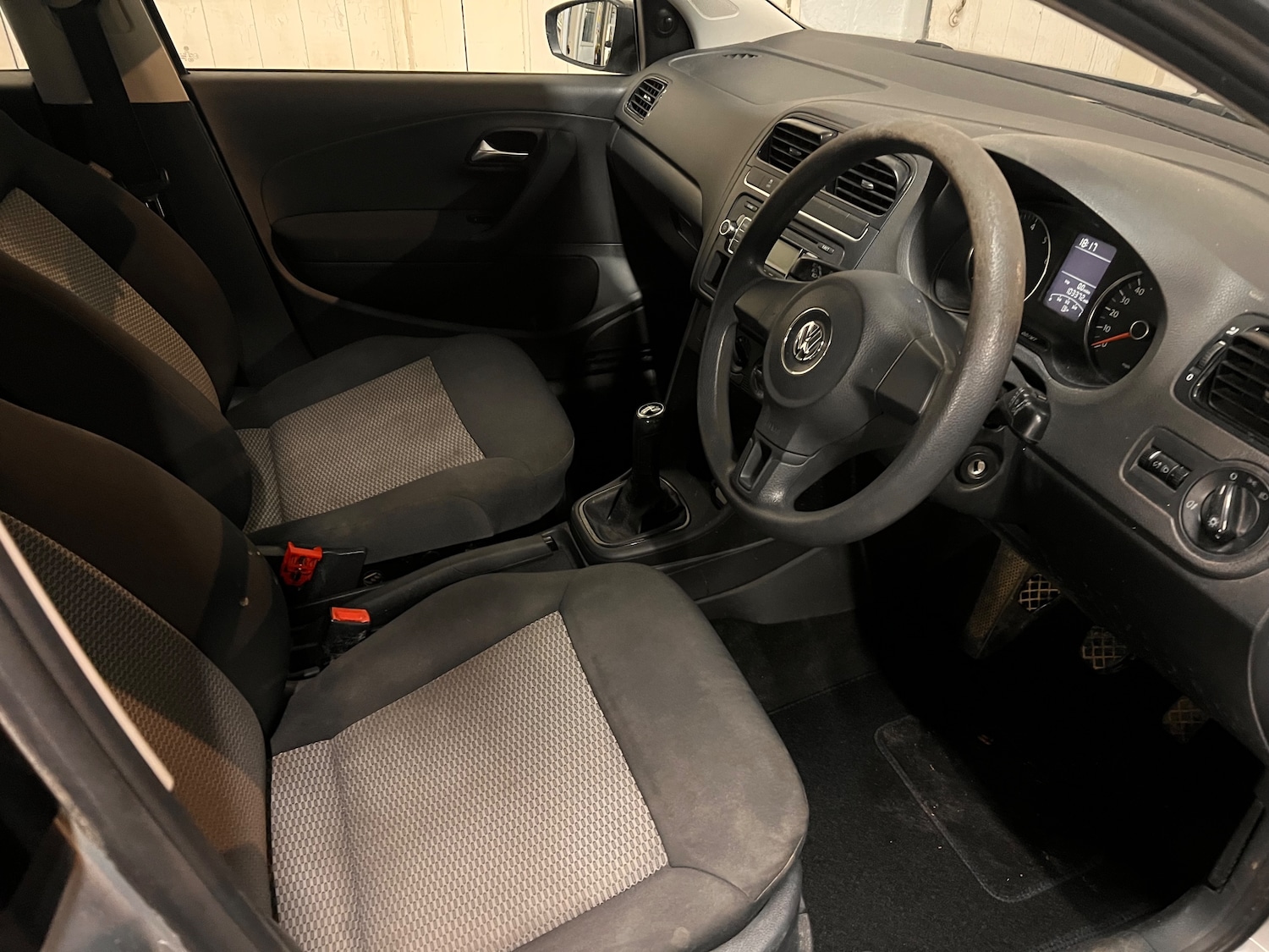 Used Volkswagen Polo 2010 for sale - 77826611: Photo 5