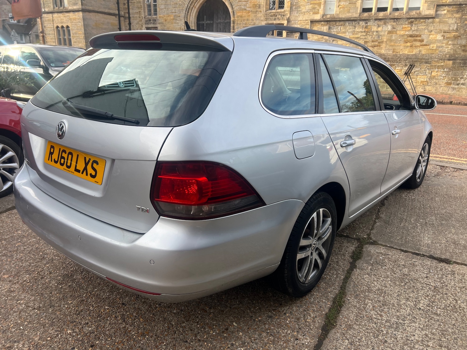 Used Volkswagen Golf 2011 for sale - 77006507: Photo 6