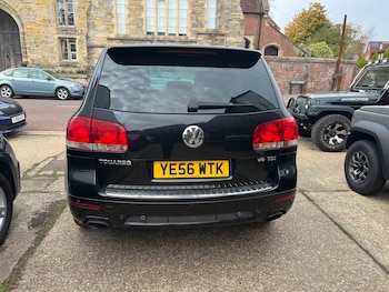 Used Volkswagen Touareg 2006 for sale - 76380233: Photo