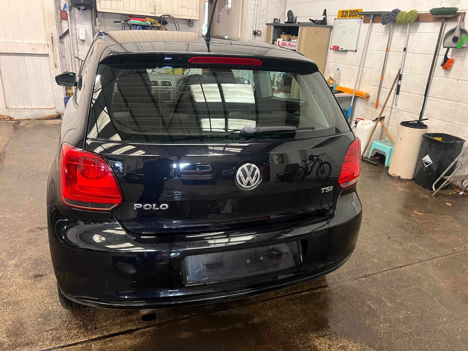 Used Volkswagen Polo 2011 for sale - 76466241: Photo 3