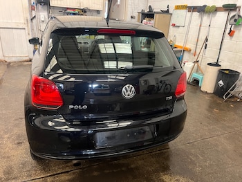 Used Volkswagen Polo 2011 for sale - 76466241: Photo