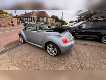 Used Volkswagen Beetle 2005 for sale - 78745850: Photo