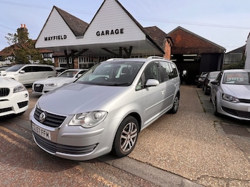 Volkswagen Touran feature image