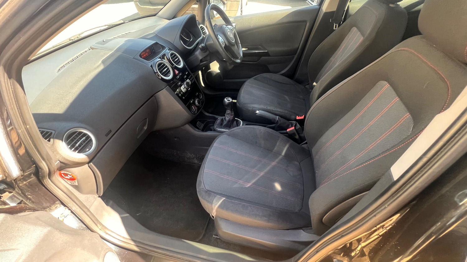 Used Vauxhall Corsa 2013 for sale - 78168292: Photo 5