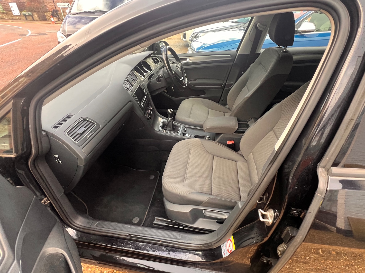 Used Volkswagen Golf 2013 for sale - 77259043: Photo 6