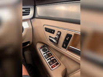 Used Mercedes-Benz E Class 2015 for sale - 79323759: Photo