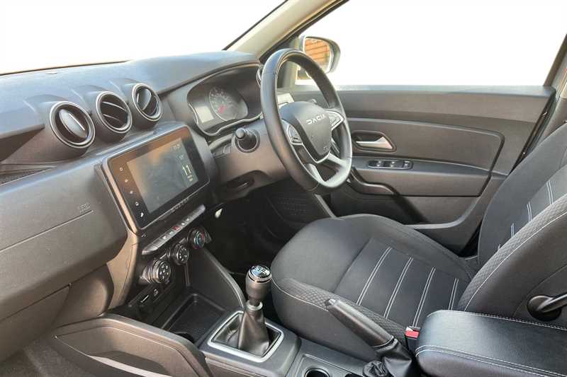 Used Dacia Duster 2023 for sale - 77927557: Photo 2